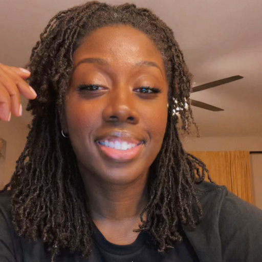 Coko Eason headshot